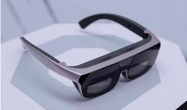 Digital Detox: Strategies for Balancing Screen Time in a Hyperconnected World